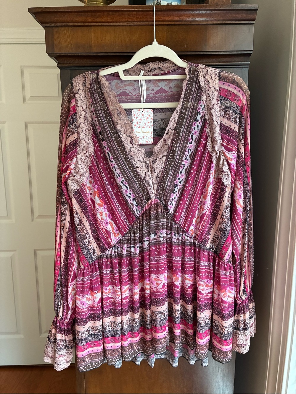 Free People Natalie Printed LS Tunic | NWT | Plum Combo Boho Lace Peplum Top - Picture 2 of 6